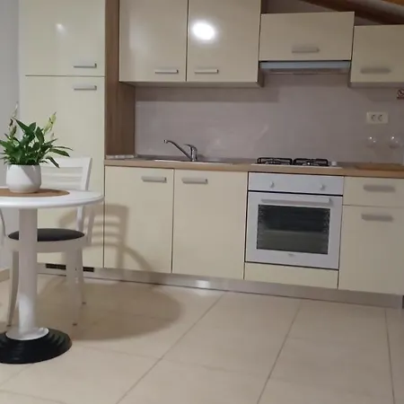 Amra Novi Vinodolski