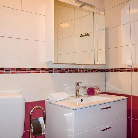 Apartment Amra
