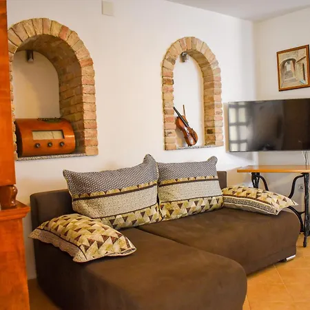 Amra Apartment