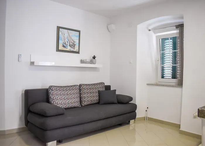 Apartamento Amra *