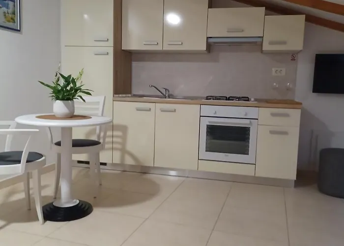 Amra Novi Vinodolski